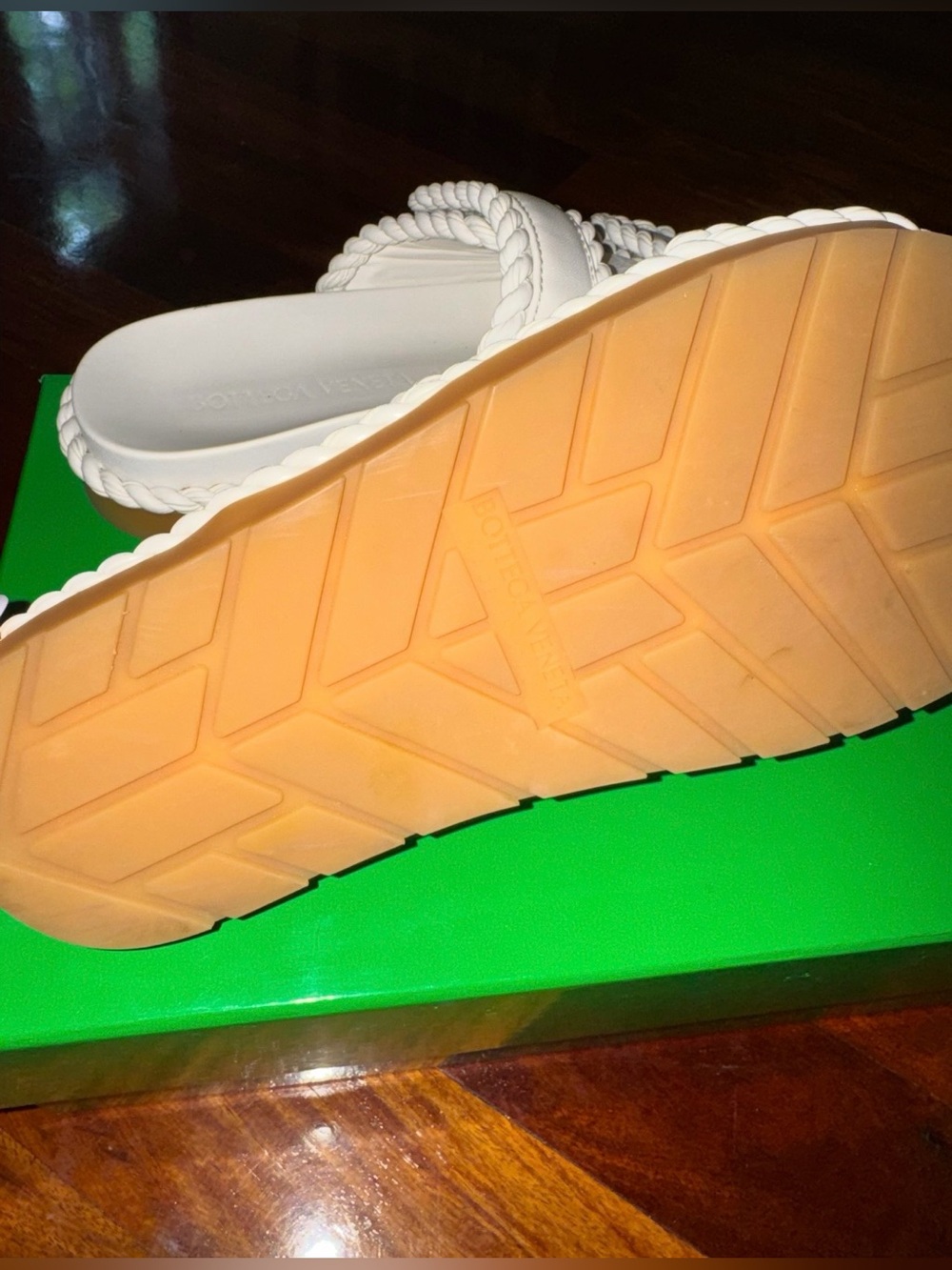 Bottega Veneta White Braided Strap Slide Sandals - Picture 4 of 5